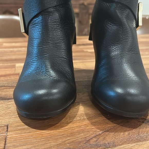 Chloe Black Heeled Boots with Gold Buckle and Chunky Heel - Picture 3 of 15